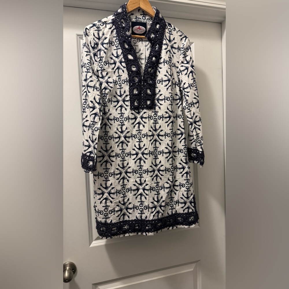 Elegant Navy and White Long Sleeve Dress